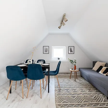 7apartments Przy Termach Cieplickich 아파트