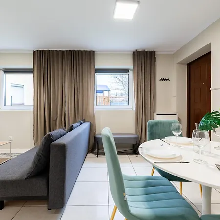 아파트 7apartments Przy Termach Cieplickich 옐레니아구라