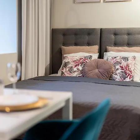 아파트 7apartments Przy Termach Cieplickich